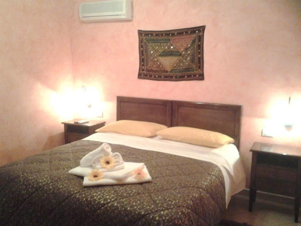 Piazza Salento Bed & Breakfast Lecce Exterior photo